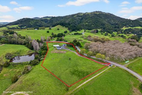 Photo of property in 109 Mountain Road, Maungaturoto, 0587