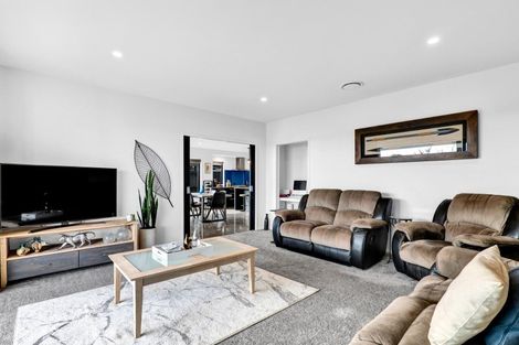 Photo of property in 4 Cessna Lane, Glen Avon, New Plymouth, 4312