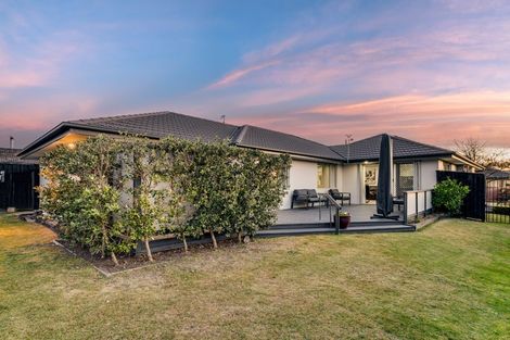 Photo of property in 1 Orca Lane, Parklands, Christchurch, 8083