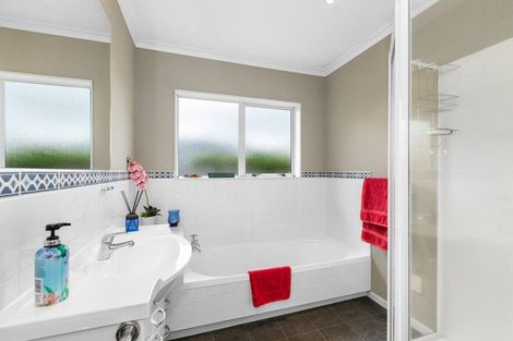 Photo of property in 19 Loveridge Place, Morrinsville, 3300