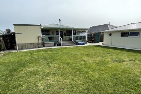 Photo of property in 22 Kinley Street, Rangiora, 7400