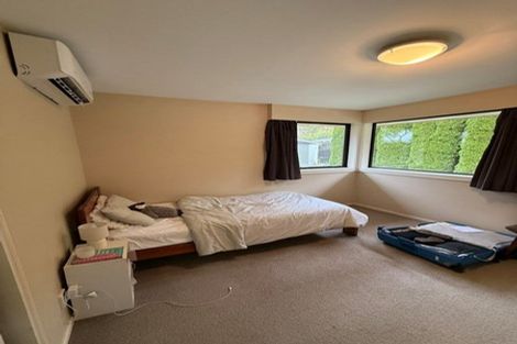 Photo of property in 15 Highland Place, Avonhead, Christchurch, 8042