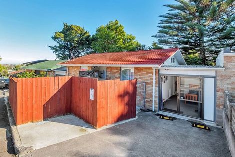 Photo of property in 2/138a Great South Road, Manurewa, Auckland, 2102