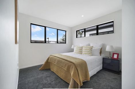 Photo of property in 9 Arapapa Road, Papakura, 2110