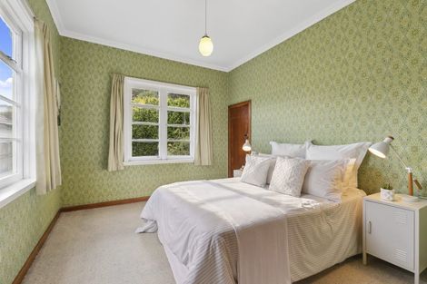 Photo of property in 16 Athens Street, Miramar, Wellington, 6022