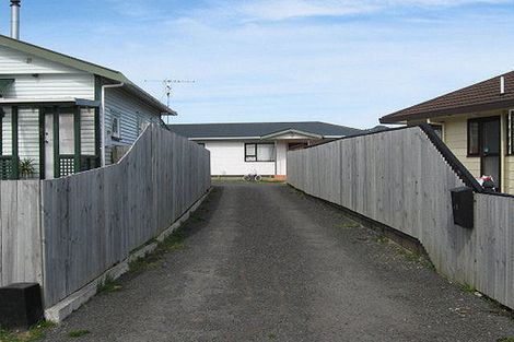Photo of property in 11 Grimsby Grove, Wainuiomata, Lower Hutt, 5014