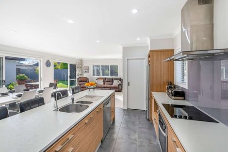 Photo of property in 29 Aoraki Road, Poraiti, Napier, 4112