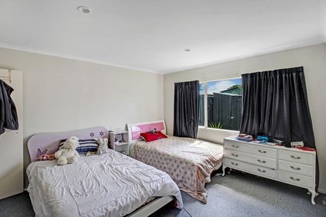 Photo of property in 5 Astrid Court, Awapuni, Palmerston North, 4412