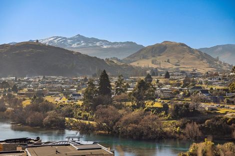 Photo of property in 16 Old Homestead Place, Kawarau Falls, Queenstown, 9300