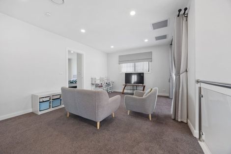 Photo of property in 2 Drumnaconagher Road, Flat Bush, Auckland, 2019