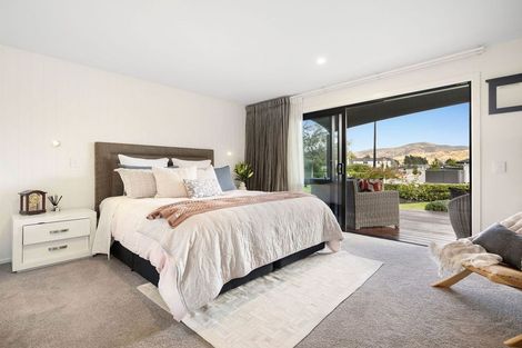 Photo of property in 1 Guano Crescent, Cromwell, 9310