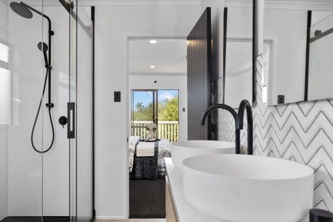 Photo of property in 17 Milbrook Place, Chartwell, Hamilton, 3210