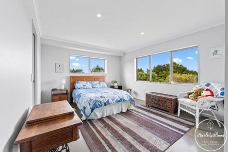 Photo of property in 297 Heatley Road, Whakapirau, Maungaturoto, 0583