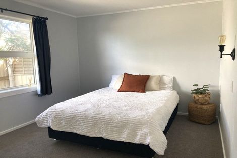 Photo of property in 2/69 Meeanee Road, Taradale, Napier, 4112