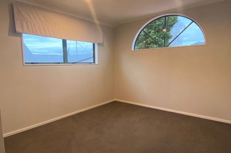 Photo of property in 5 Edgecumbe Way, Tauranga, 3110