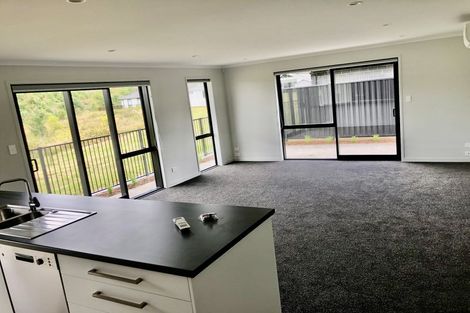 Photo of property in 70 Pakanga Grove, Pyes Pa, Tauranga, 3112