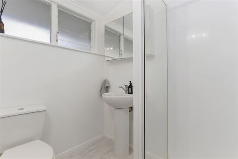 Photo of property in 5/165 Hinemoa Street, Birkenhead, Auckland, 0626