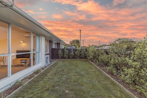 Photo of property in 2/136 Pine Avenue, South New Brighton, Christchurch, 8062