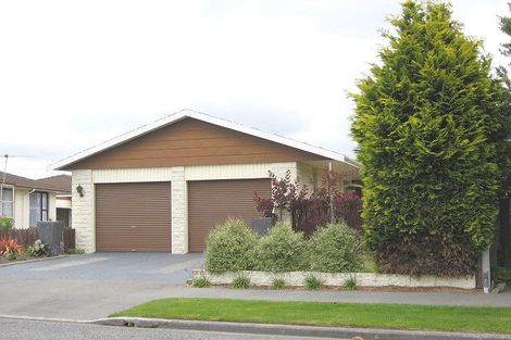 Photo of property in 27 Ingrid Street, Parklands, Christchurch, 8083