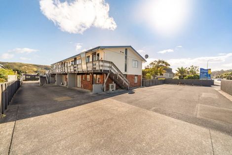 Photo of property in 7/35 Mana Esplanade, Paremata, Porirua, 5026