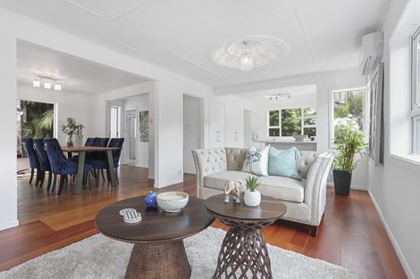 Photo of property in 7 Huia Road, Titirangi, Auckland, 0604