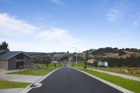 Photo of property in 95 Solan Drive, Waimauku, 0812