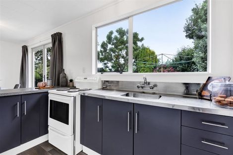 Photo of property in 18 Culzean Grove, Bell Block, New Plymouth, 4312