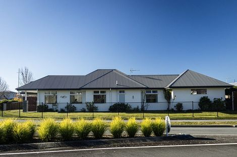 Photo of property in 95 Pegasus Boulevard, Pegasus, 7612