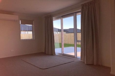 Photo of property in 37 Lake Drive, Tikipunga, Whangarei, 0112