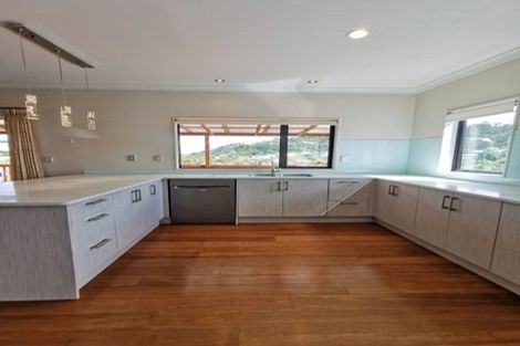 Photo of property in 114 Tamahere Drive, Glenfield, Auckland, 0629