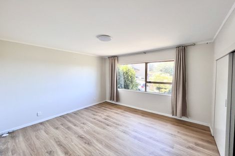 Photo of property in 1/43 Nigel Road, Browns Bay, Auckland, 0630