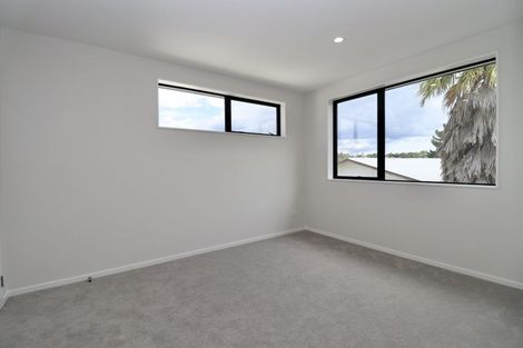 Photo of property in 127c Oreil Avenue, West Harbour, Auckland, 0618