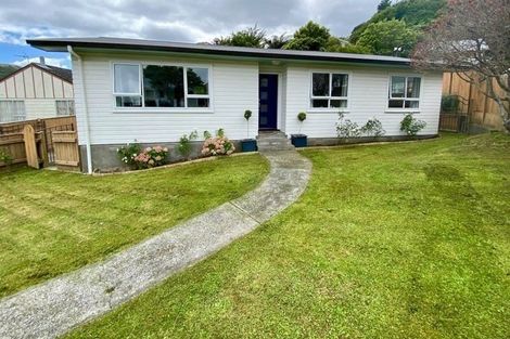 Photo of property in 9 Invercargill Drive, Kelson, Lower Hutt, 5010