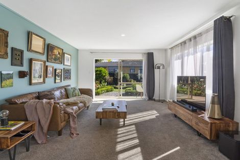 Photo of property in 47 Crawford Avenue, Mangere Bridge, Auckland, 2022