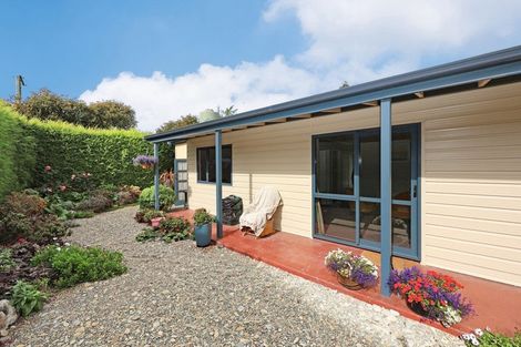 Photo of property in 33 Main Street, Weston, Oamaru, 9401