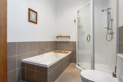 Photo of property in 50 Hamilton Road, Cambridge, 3434