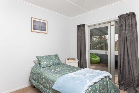 Photo of property in 3 Heretaunga Road, Maharahara, Dannevirke, 4972