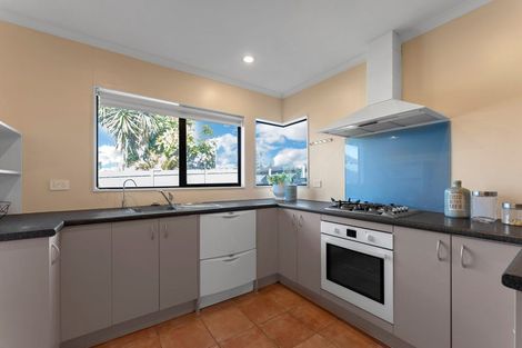 Photo of property in 338a Glengarry Road, Glen Eden, Auckland, 0602