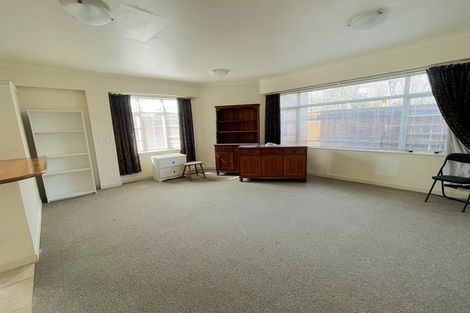Photo of property in 539-541 Featherston Street, Roslyn, Palmerston North, 4414