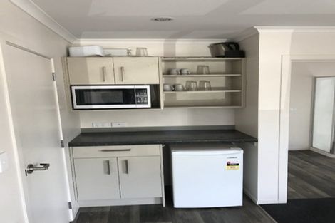 Photo of property in 3 Somerset Street, Brooklands, New Plymouth, 4310
