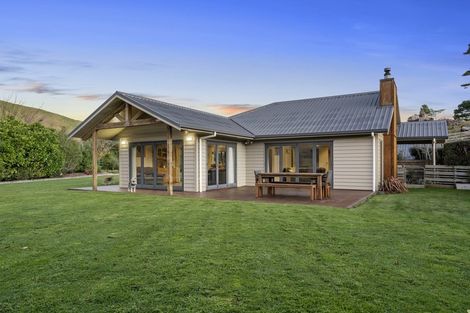 Photo of property in 781 Ohariu Valley Road, Ohariu, Wellington, 6037