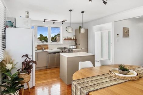 Photo of property in 20 Ogle Crescent, Te Kamo, Whangarei, 0112