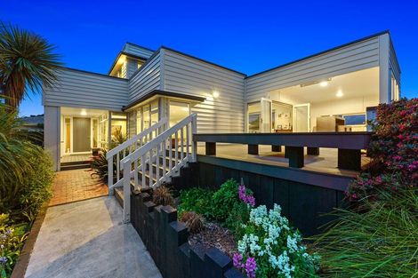 Photo of property in 22 Manly Street, Paraparaumu Beach, Paraparaumu, 5032