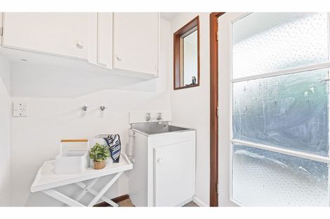 Photo of property in 37 Chipping Lane, Redwood, Christchurch, 8051