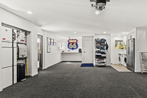 Photo of property in 37 Tauroa Road, Havelock North, 4130