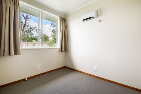 Photo of property in 73 Taurus Crescent, Beach Haven, Auckland, 0626