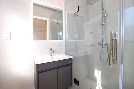 Photo of property in 3c Wilbur Place, Pakuranga Heights, Auckland, 2010