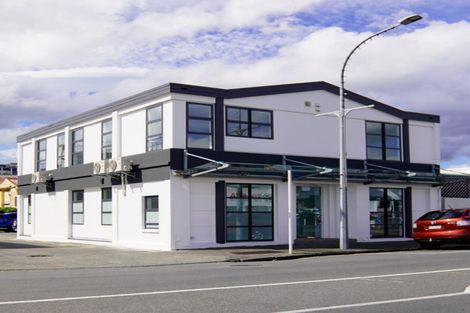 Photo of property in 2a/2 Gibbons Street, Upper Hutt, 5018