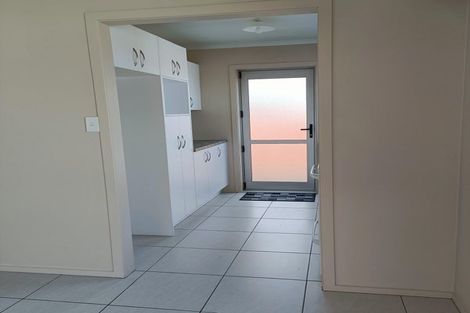 Photo of property in 2/26 Tower Street, Hornby, Christchurch, 8042