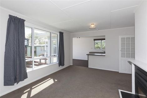 Photo of property in 67 Ngaio Road, Waikanae, 5036